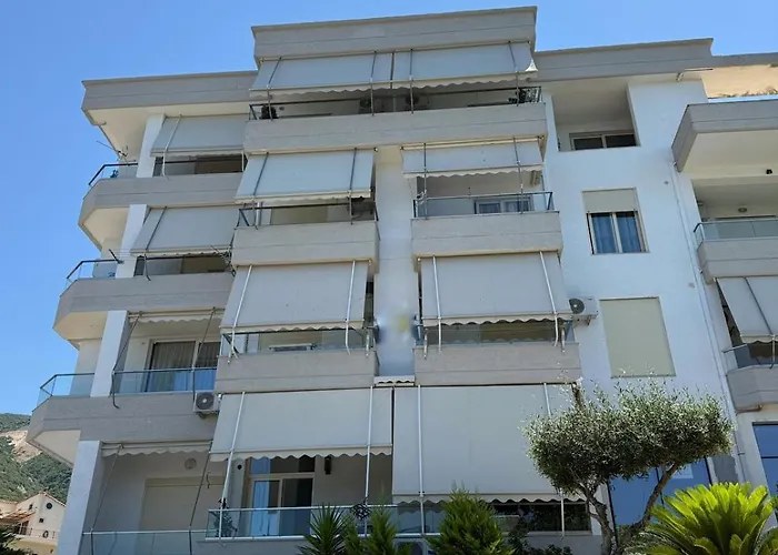 Martin 2c Апартаменты Влёра